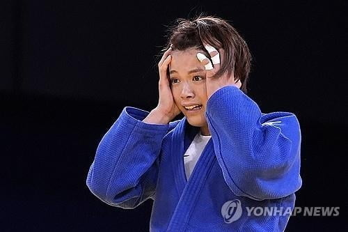 沙欣：扬-科托因轻伤缺战不莱梅，国际比赛日他将留在多特蒙德