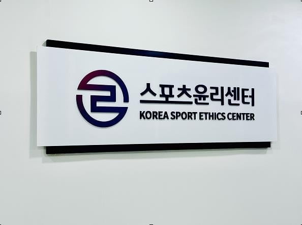 16板，19板，19板，抱歉约基奇：你的篮板王悬了