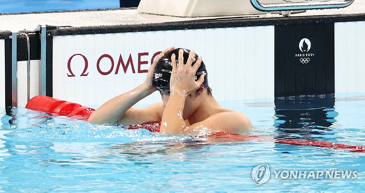 勒沃库森vs斯图加特球员评分：格里马尔多8.8分，博尼费斯5.8分