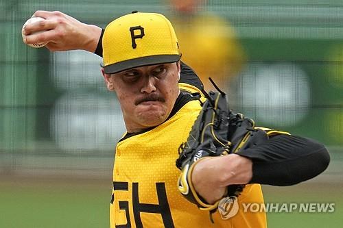 骑士VS老鹰前瞻：特雷·杨出战成疑，骑士状态火热剑指3连胜