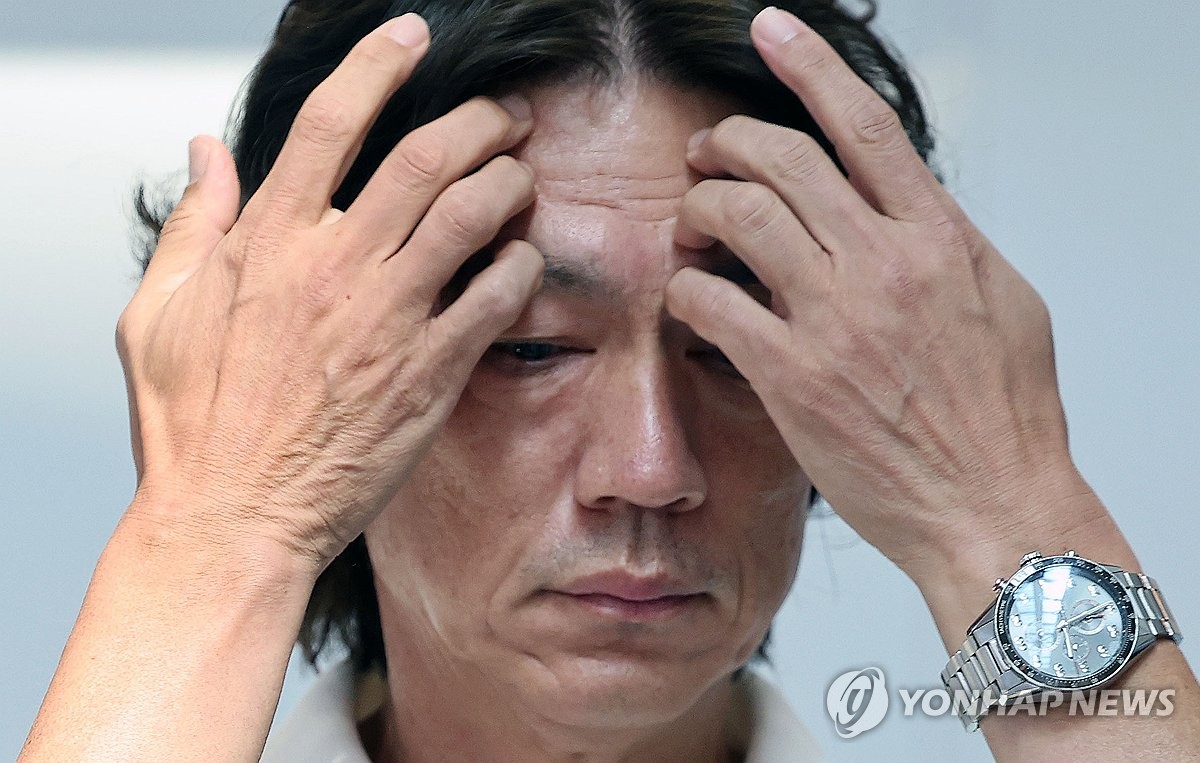 尤文官方：卡瓦尔左膝前交叉韧带受伤，未来几天将接受手术