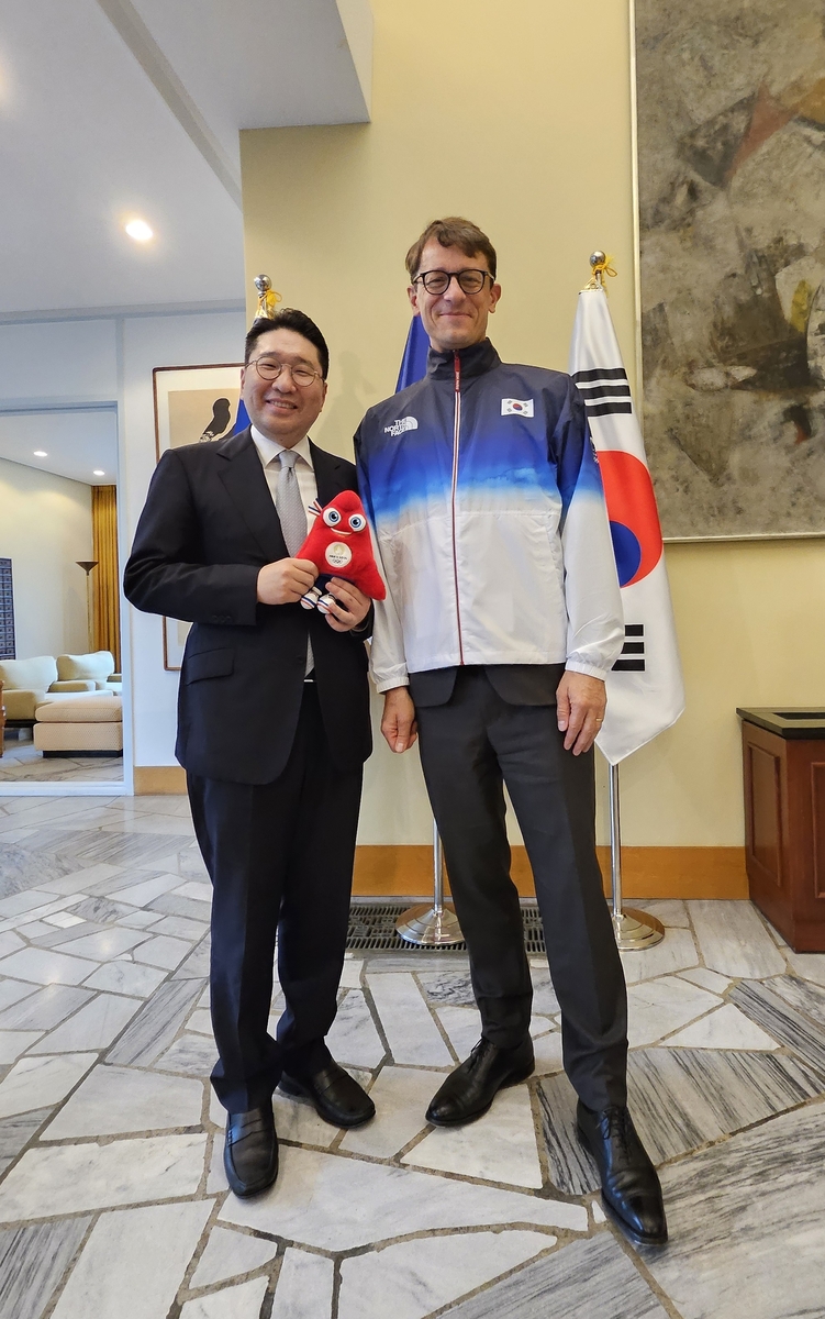 博斯克：伊涅斯塔非常全面，他做到了中场球员应该做到的一切