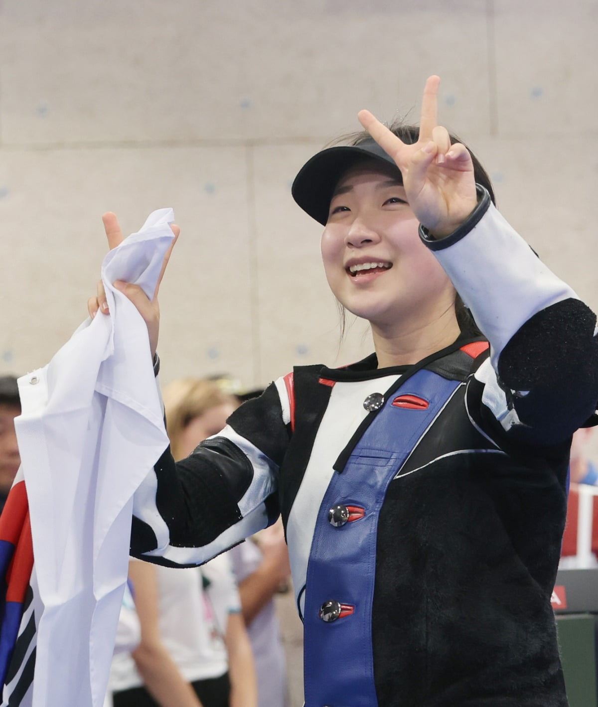 CBA战报：张宁24+10，李炎哲25+9，新疆128-121终结山西7连胜