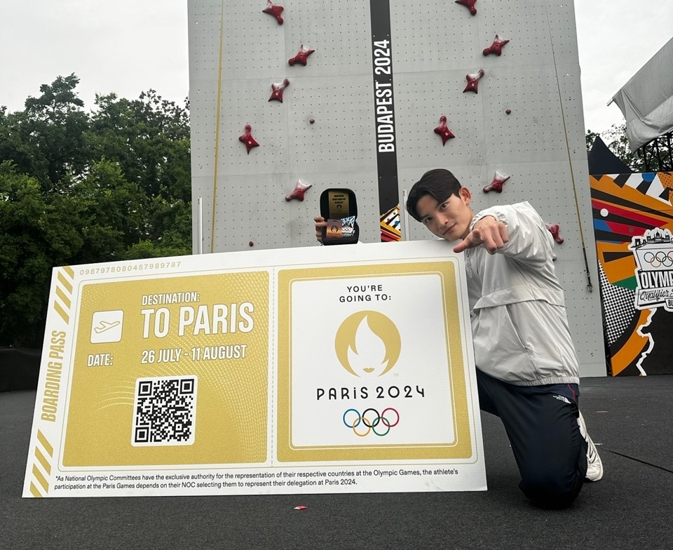 罗马诺：阿森纳有机会签下斯特林 球队内部正在讨论