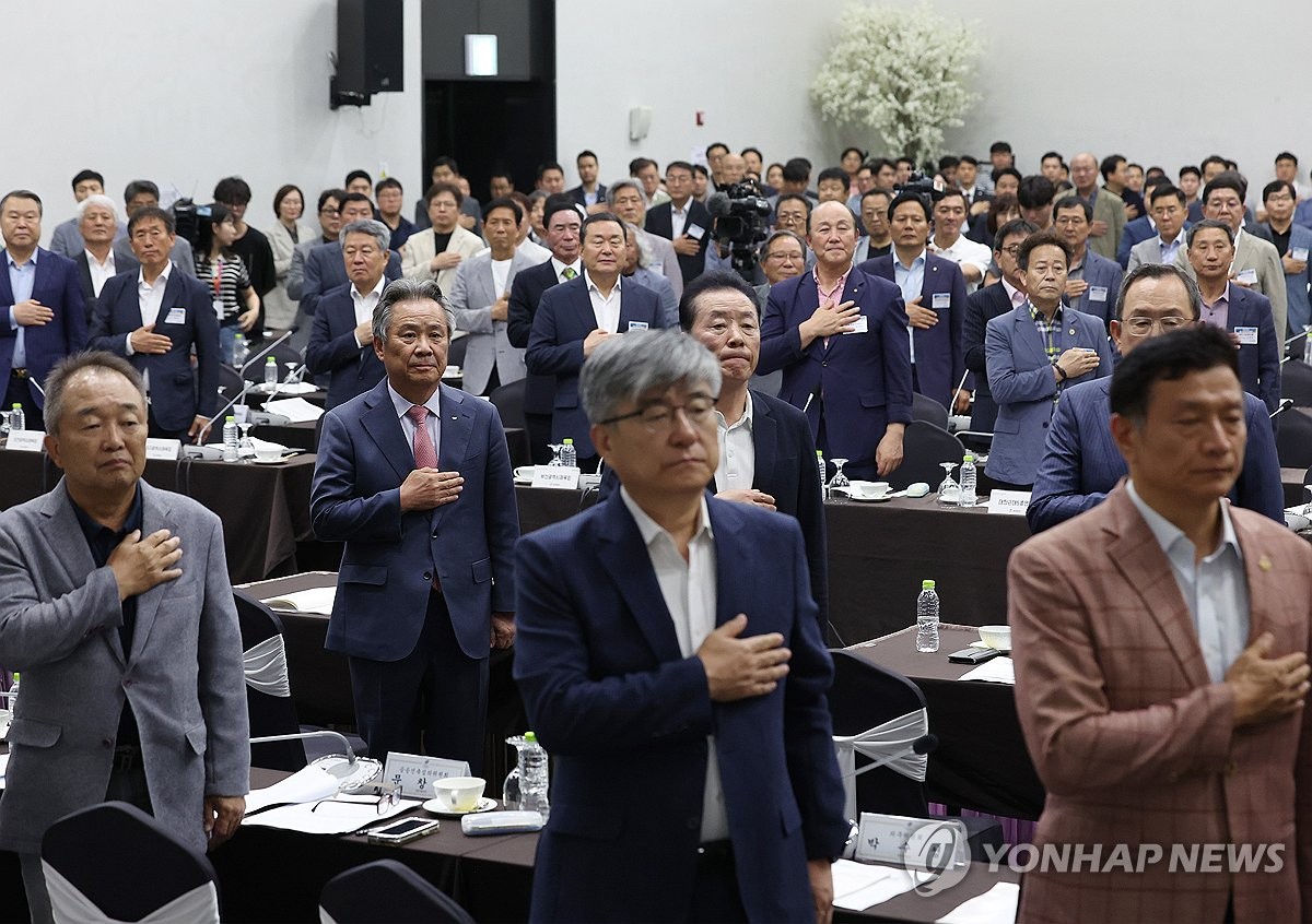 内贝尔推射再下一城！美因茨3-1领先多特