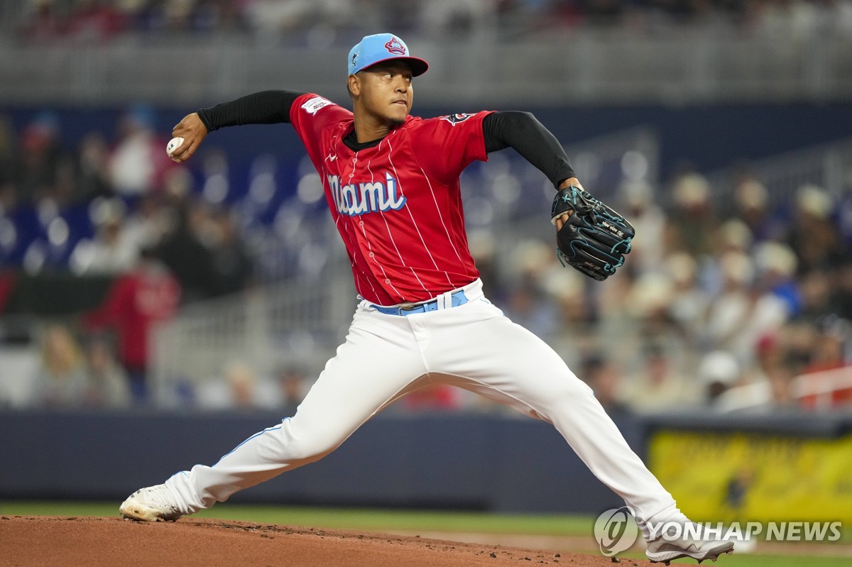 6射1正！曼城青训太子迷失英联杯 瓜帅安排他踢中锋用心良苦