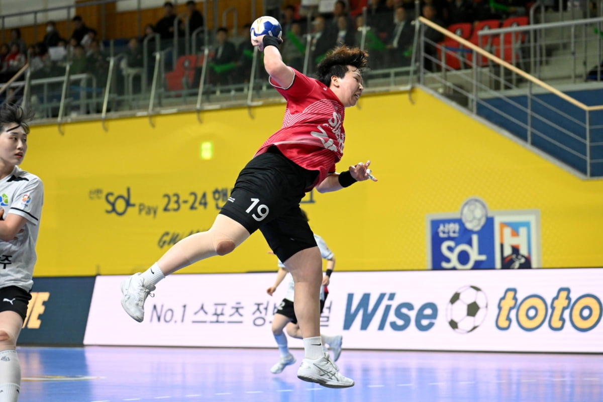 0-0闷平国米，曼城已连续32场欧冠主场保持不败