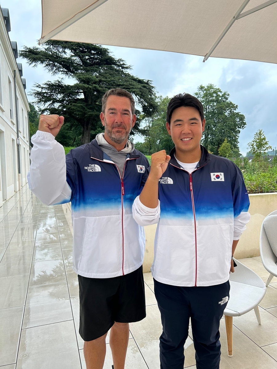 这合理吗？劳塔罗24年3座冠军+2座金靴，无缘FIFA年度最佳候选